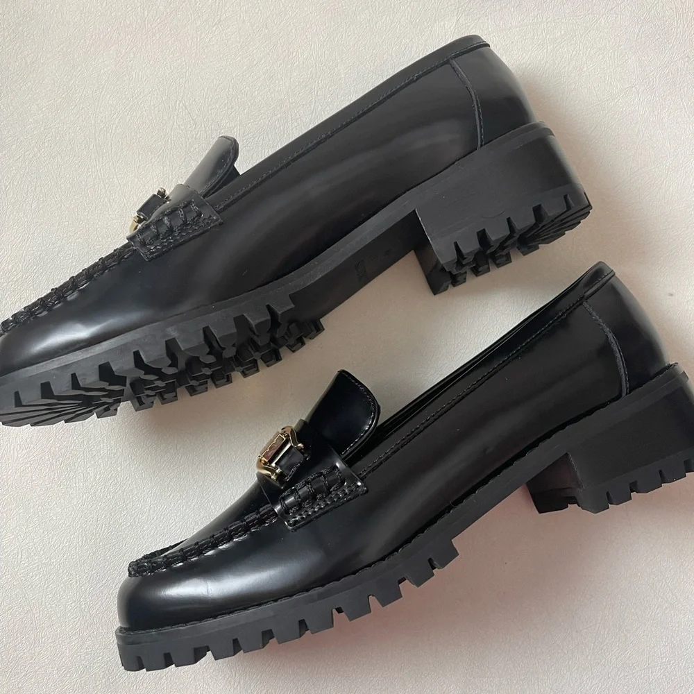 Talbots Gianna Chunky Black Leather Loafers with Gold Buckle Size 8M 2 inch Heel - Picture 2 of 7